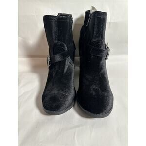 Not Rested Womens Black Ankle Booties 3.5” Block Heels Size 8 Suede Zip Buckle